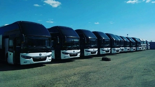 e2889690-2de6-457b-b01e-3b02fc86c9c7 half